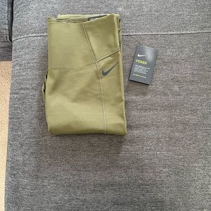 Nike dry fit workout leggings. Never worn.